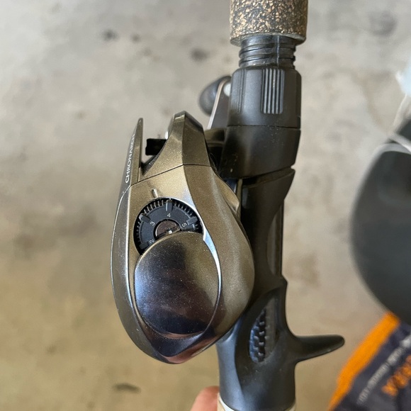 Shimano Chronarch MGL casting reel 151 HG - Picture 2 of 9